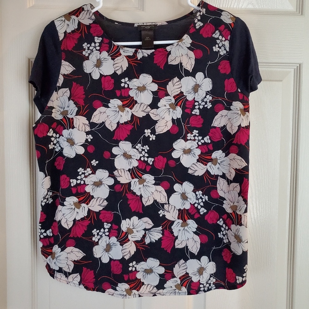 Floral tee
